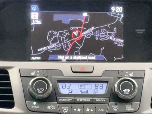 Used 2014 Honda Odyssey Touring image 5