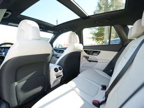Certified 2026 Mercedes-Benz GLC 300 4MATIC image 40