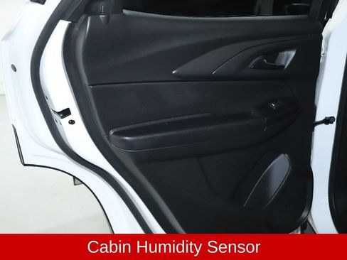 Used 2023 Chevrolet TrailBlazer LT w/ Convenience Package AWD/4WD image 14