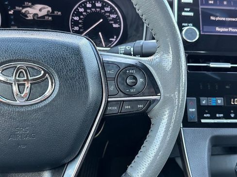 Used 2020 Toyota Avalon Limited w/ Advanced Safety Package FWD image 18