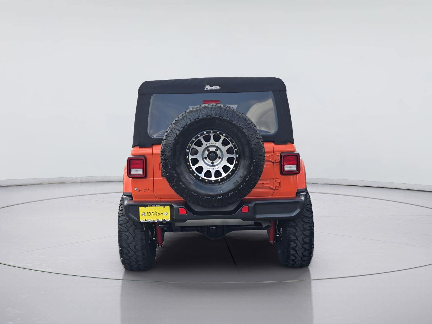 Used 2023 Jeep Wrangler Unlimited Sahara AWD/4WD image 7