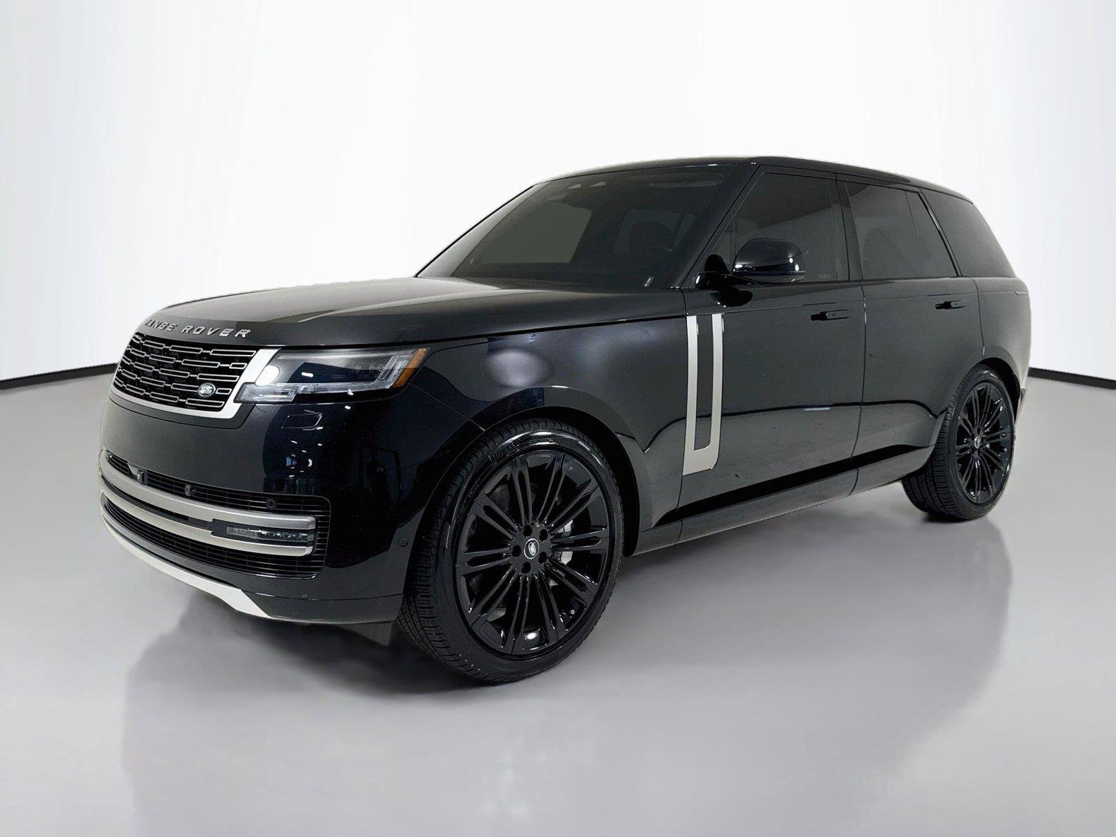 Used 2024 Land Rover Range Rover SE AWD/4WD image 9