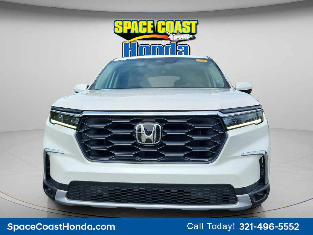 Used 2025 Honda Pilot EX-L image 8