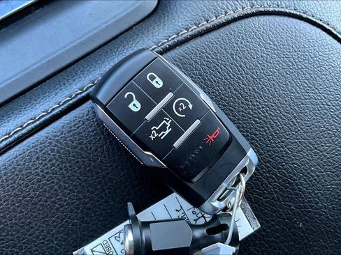 Used 2024 RAM 2500 Laramie image 13