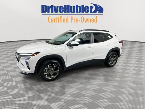 Used 2024 Chevrolet Trax LT image 4