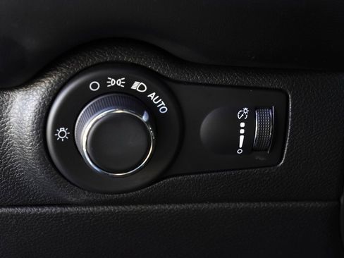 Used 2025 Dodge Durango GT w/ Blacktop Package image 13