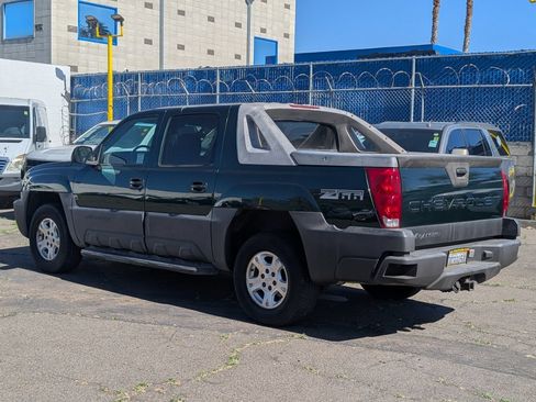 Used 2003 Chevrolet Avalanche 2WD image 9