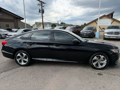 Used 2018 Honda Accord EX-L image 9