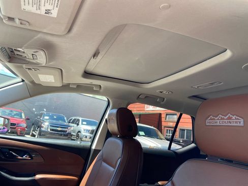 Used 2021 Chevrolet Traverse High Country w/ LPO, Floor Liner Package AWD/4WD image 22