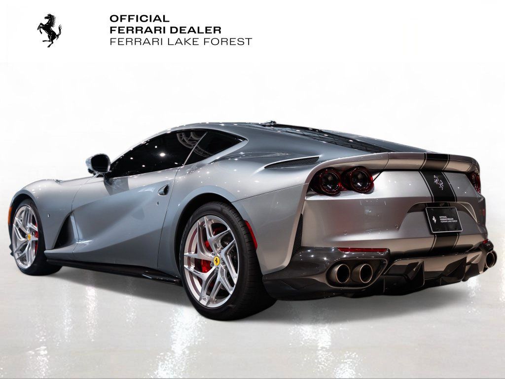 Used 2020 Ferrari 812 Superfast RWD image 2