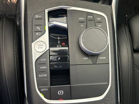 Used 2023 BMW 330e w/ M Sport Package RWD image 51