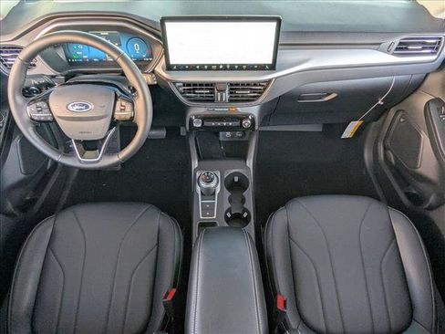 Certified 2025 Ford Escape SE w/ PHEV Premium Package FWD image 19