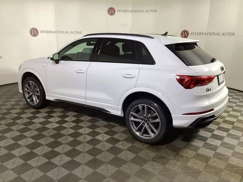 Used 2025 Audi Q3 2.0T Premium w/ Convenience Package image 7