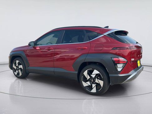 Used 2024 Hyundai Kona Limited FWD image 6