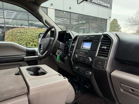 Used 2018 Ford F150 XLT image 25