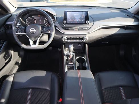 Certified 2024 Nissan Altima 2.5 SR FWD image 15