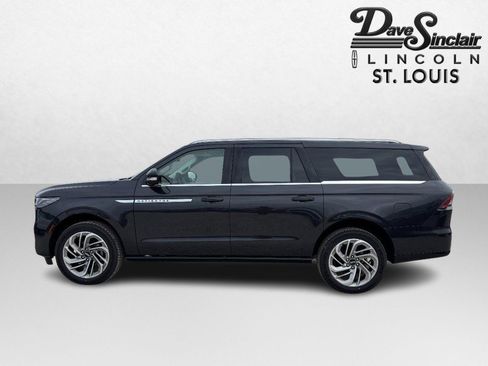 New 2026 Lincoln Navigator L Reserve image 8