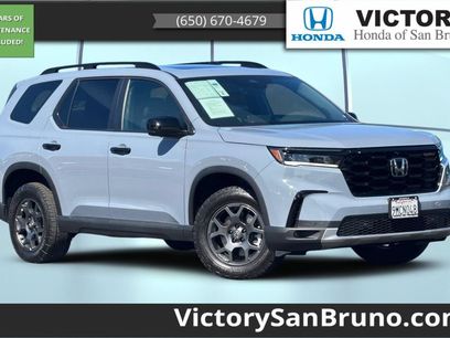 Certified 2024 Honda Pilot TrailSport