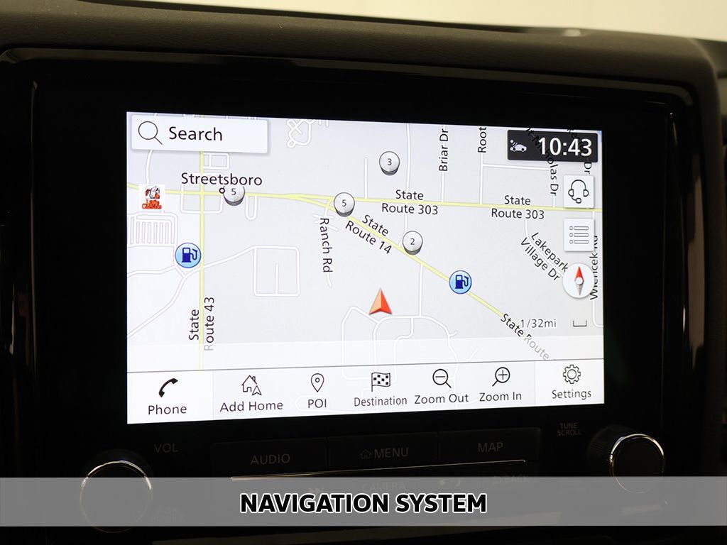 Used 2024 Nissan Frontier PRO-4X w/ Technology Package AWD/4WD image 3