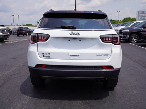 Used 2022 Jeep Compass Limited AWD/4WD image 6