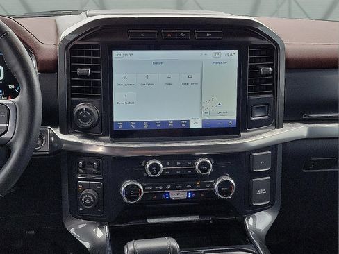 Used 2023 Ford F150 Lariat image 9