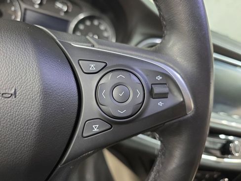 Used 2020 Buick Enclave Essence w/ Sound and Sites Package image 20