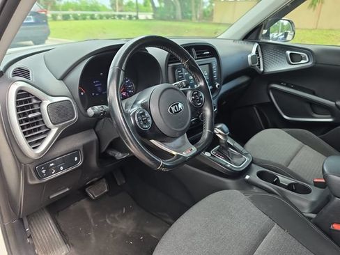 Used 2020 Kia Soul GT-Line w/ GT 2.0L Power Sunroof Package FWD image 14