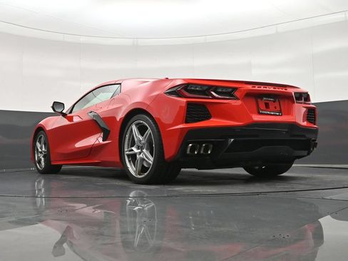 Used 2024 Chevrolet Corvette Stingray Convertible w/ Z51 Performance Package RWD image 26
