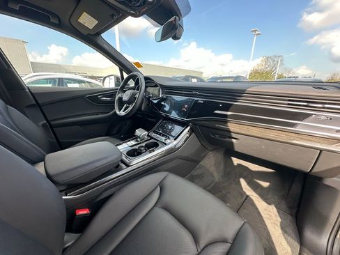 Used 2022 Audi Q7 3.0T Prestige image 29