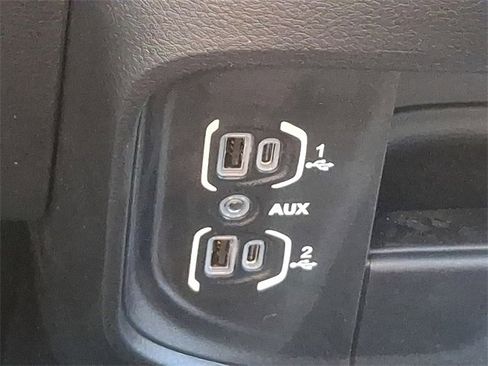 Used 2023 RAM 3500 Tradesman w/ Chrome Appearance Group image 23