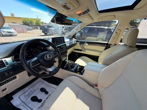 Used 2023 Lexus GX 460 Premium w/ Premium Package AWD/4WD image 10