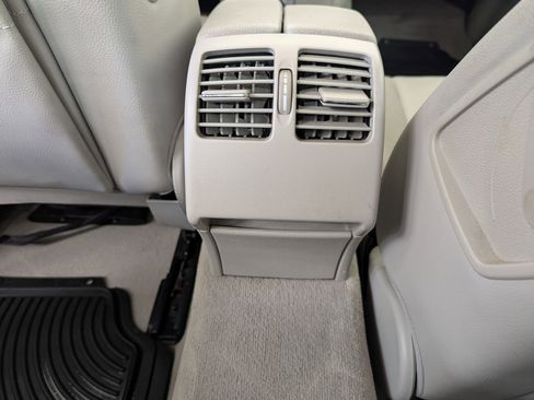 Used 2014 Mercedes-Benz C 250 C 250 Sport image 20