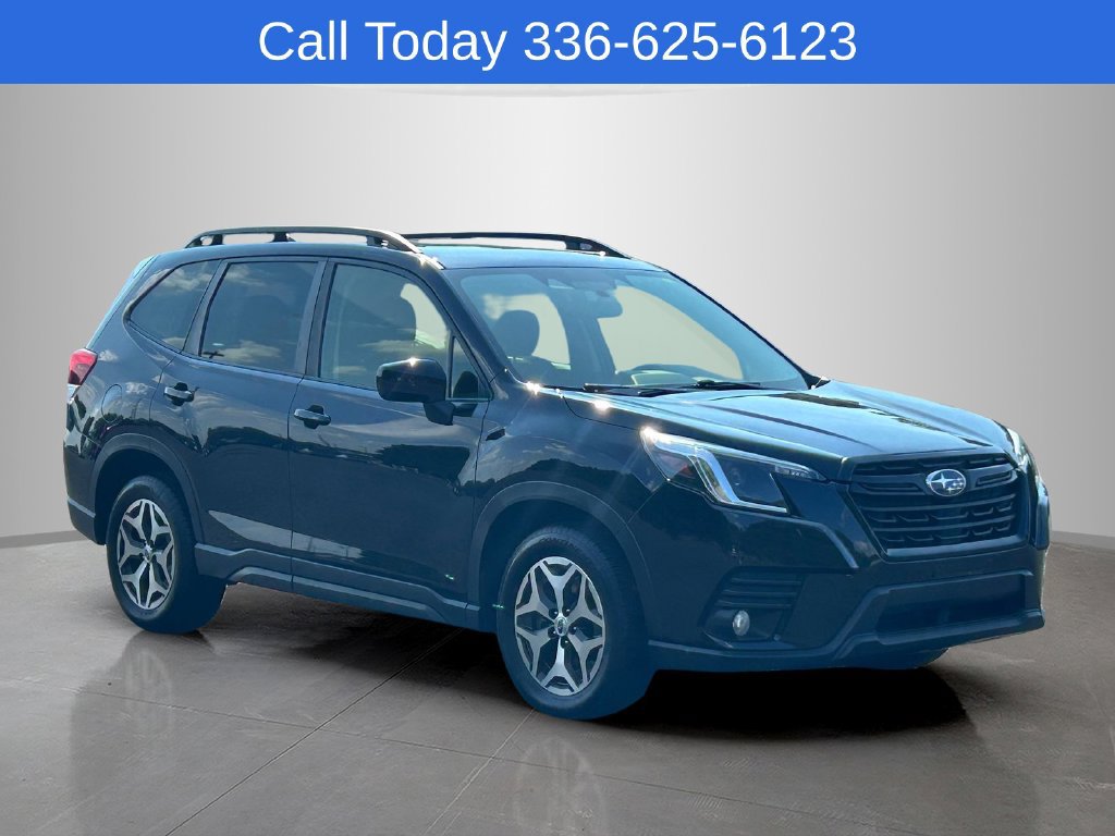 Used 2023 Subaru Forester Premium AWD/4WD image 7