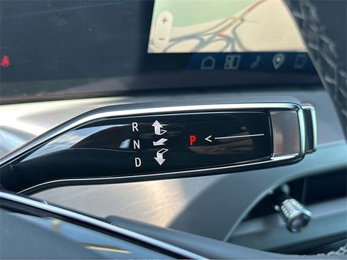 New 2026 Cadillac Vistiq Luxury image 22