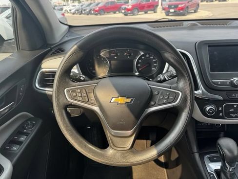 Used 2023 Chevrolet Equinox LT AWD/4WD image 12