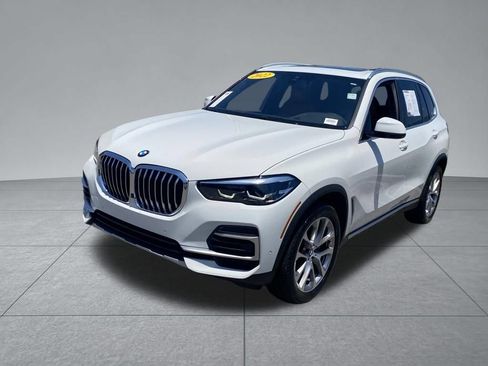 Used 2022 BMW X5 xDrive40i w/ Premium Package AWD/4WD image 2
