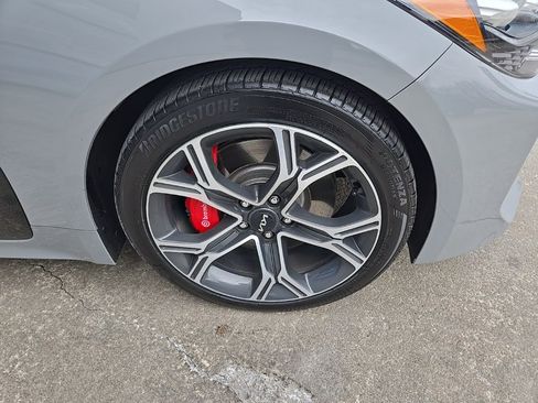 Used 2020 Kia Stinger GT2 image 23