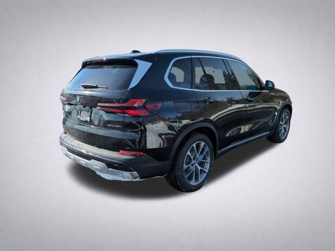 New 2026 BMW X5 xDrive40i w/ Premium Package image 4