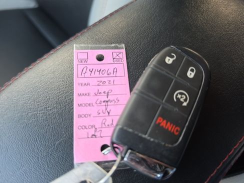 Used 2021 Jeep Compass Limited AWD/4WD image 34