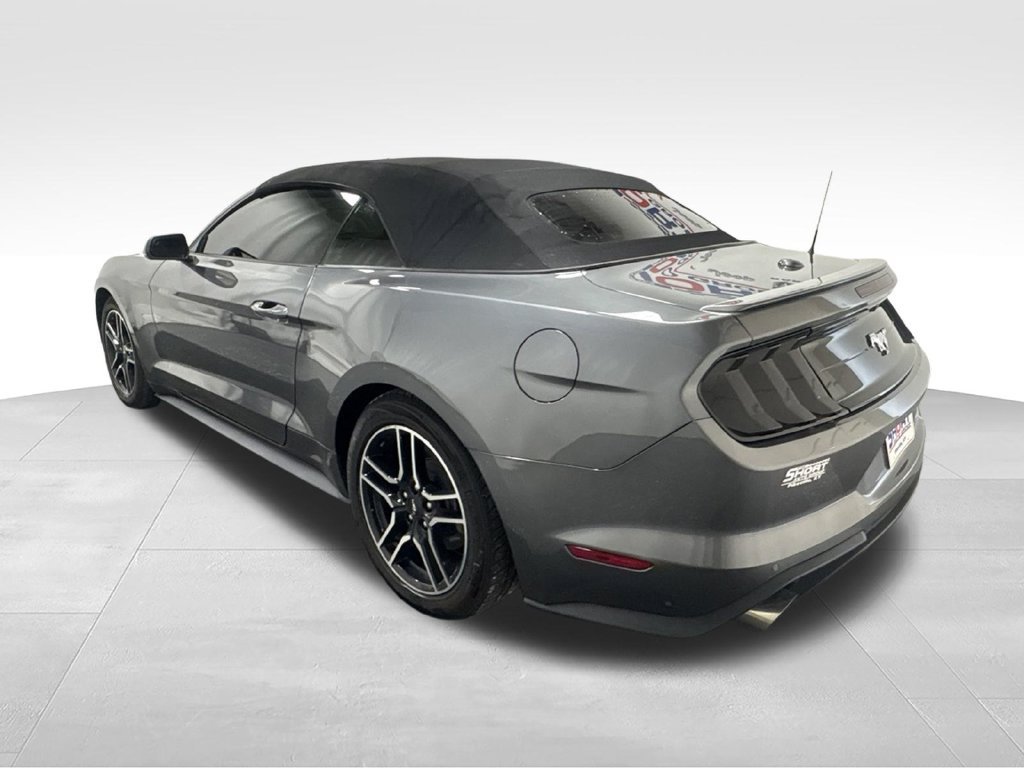 Used 2022 Ford Mustang Premium RWD image 13