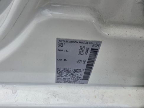 Used 2025 Nissan Altima 2.5 SV FWD image 19