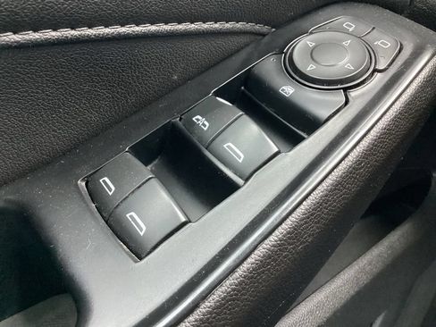 Used 2023 Chevrolet Traverse LT AWD/4WD image 23