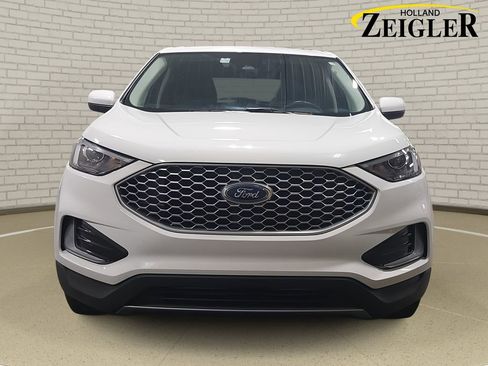 Used 2024 Ford Edge SEL image 2