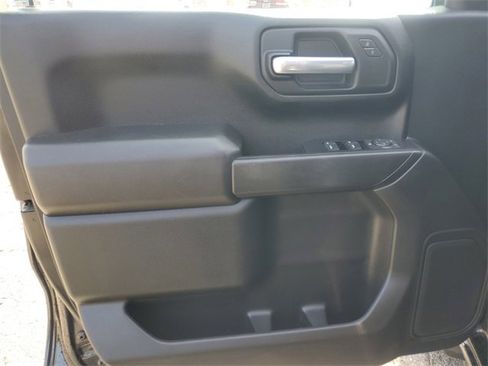 Used 2021 Chevrolet Silverado 1500 Custom image 10