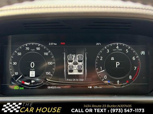 Used 2018 Land Rover Range Rover Sport HSE image 32