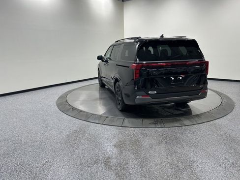 New 2026 Kia Carnival SX image 6