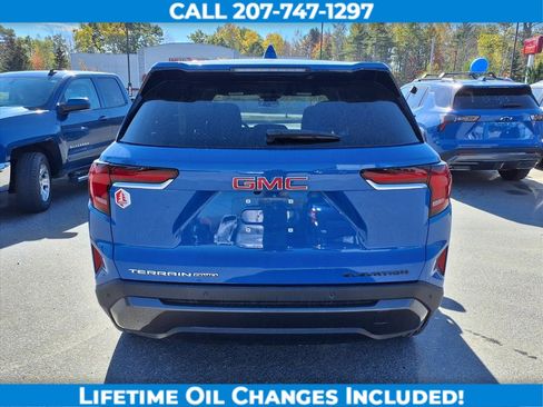 Used 2025 GMC Terrain Elevation image 7