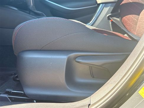 Used 2025 Toyota Corolla SE image 11