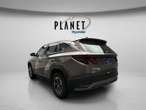 New 2026 Hyundai Tucson Blue SE image 6