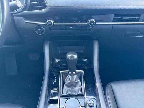 Used 2025 MAZDA MAZDA3 s FWD image 11